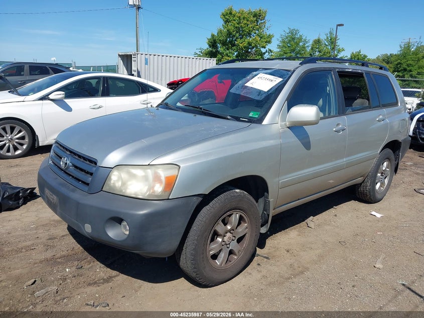2005 Toyota Highlander VIN JTEEP21A350095368 IAAI salvage auction — SIDE, Clear (Virginia), sold $850 on 2026-07-13 (photo 2)