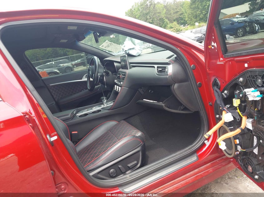 2019 Genesis G70 VIN KMTG44LA6KU025819 IAAI salvage auction — FRONT END, Salvage Title, sold $4,300 on 2026-07-22 (photo 5)