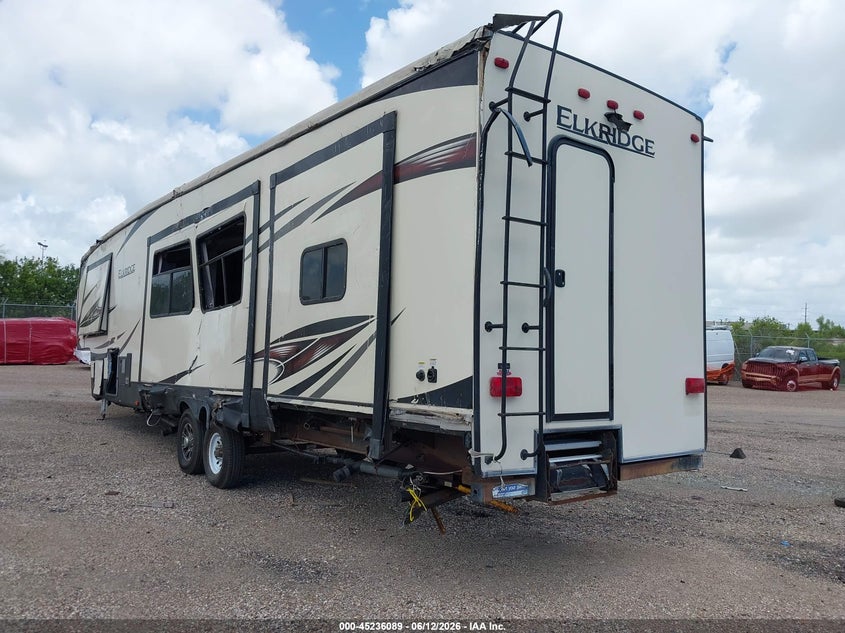 2019 Heartland 38rsrt VIN 5SFRG4228KE387666 IAAI salvage auction — ROLLOVER, Salvage (Texas), sold $2,500 on 2026-07-15 (photo 3)