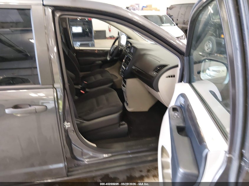 2019 Dodge Grand caravan VIN 2C4RDGBG3KR509166 IAAI salvage auction — LEFT SIDE, SF97 (Arkansas), sold $12,500 on 2026-07-09 (photo 5)
