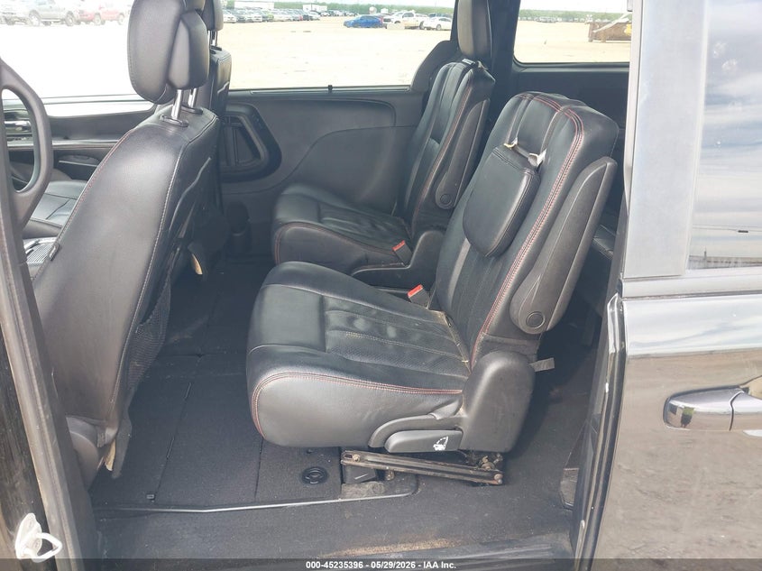 2018 Dodge Caravan VIN 2C4RDGEG7JR331854 IAAI salvage auction — REPOSSESSION, Salvage Title, sold $50 on 2026-07-23 (photo 8)