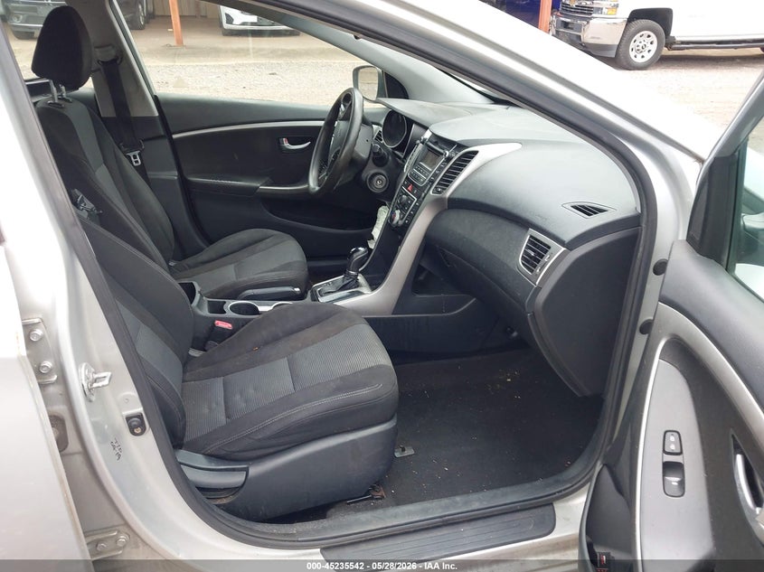 2013 Hyundai Elantra VIN KMHD35LE2DU086158 IAAI salvage auction — FRONT & REAR, Salvage (Alabama), sold $225 on 2026-07-08 (photo 5)