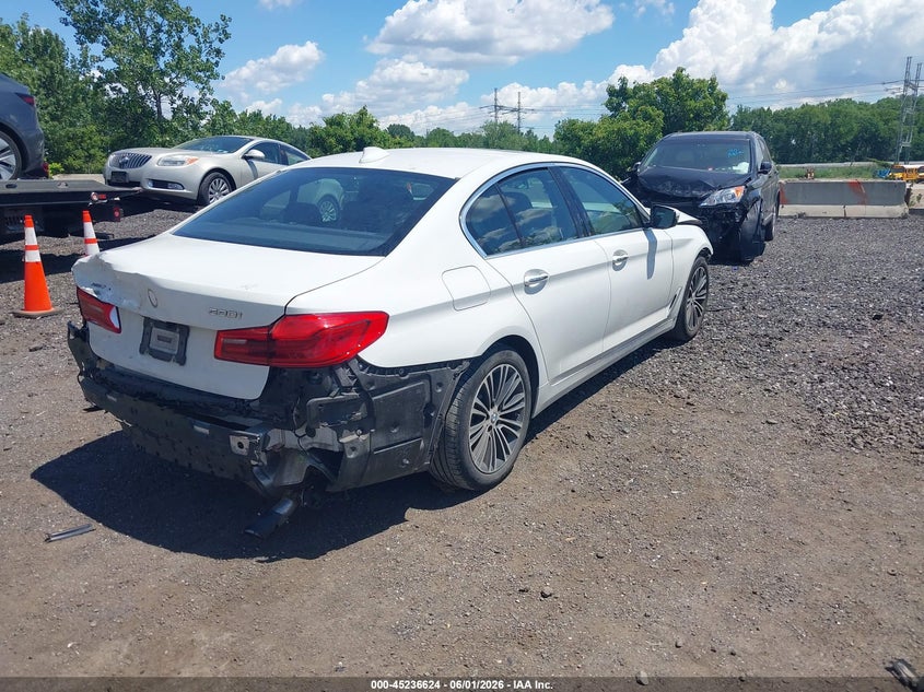 2018 BMW 5er VIN WBAJA7C50JWA73241 IAAI salvage auction — FRONT END, Mv-907A (New York), sold $7,525 on 2026-07-07 (photo 4)