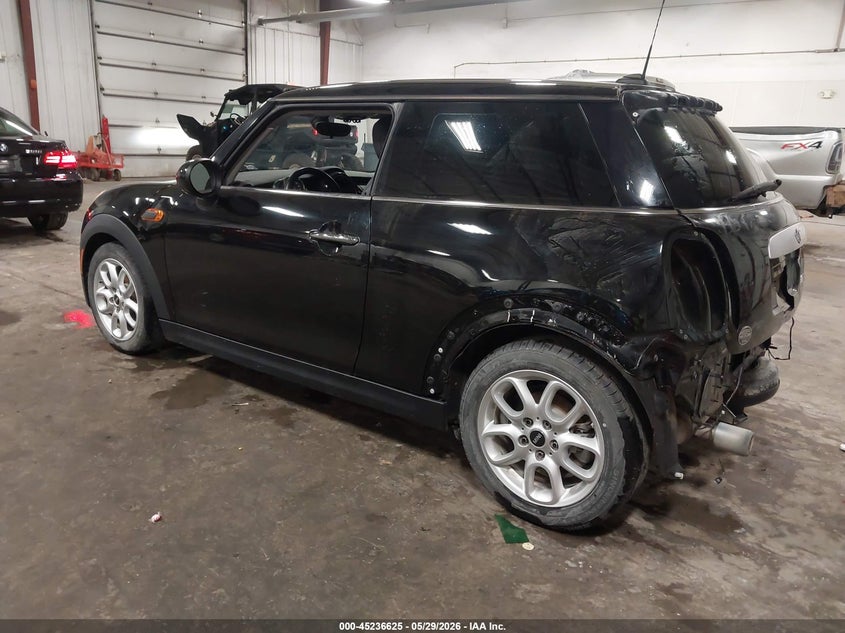 2015 Mini Hard top VIN WMWXM5C5XF3A04622 IAAI salvage auction — REAR END, Salvage Title, sold $725 on 2026-08-18 (photo 3)
