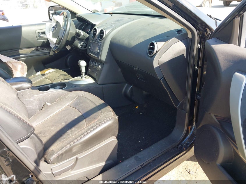 2011 Nissan Rogue VIN JN8AS5MT0BW570651 IAAI salvage auction — FRONT END, Clear (Virginia), sold $25 on 2026-07-10 (photo 5)