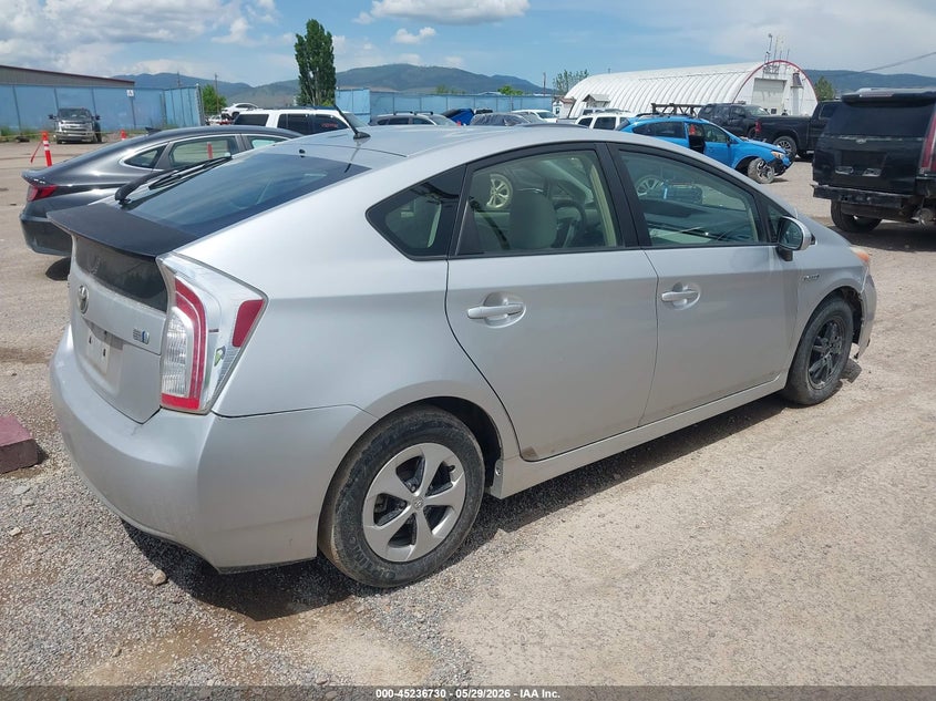 2014 Toyota Prius VIN JTDKN3DU2E1776608 IAAI salvage auction — NORMAL WEAR, Salvage Title, sold $1,100 on 2026-07-15 (photo 4)