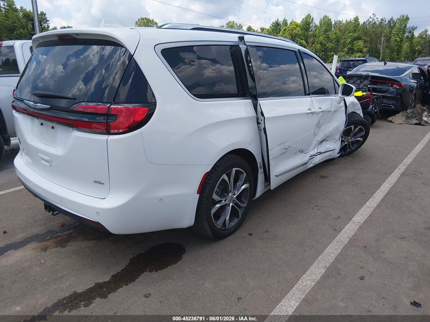 2022 Chrysler Pacifica VIN 2C4RC3PG3NR183913 IAAI salvage auction — SIDE, Salvage Title, sold $13,100 on 2026-07-25 (photo 4)