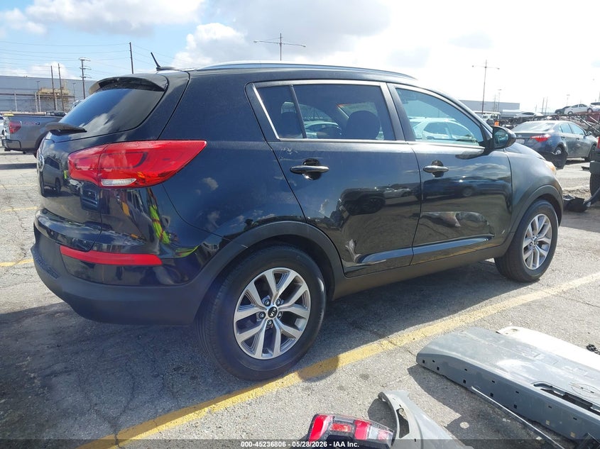 2016 Kia Sportage VIN KNDPB3AC6G7795902 IAAI salvage auction — NORMAL WEAR, Salvage Title - Dealer (California), sold $1,350 on 2026-07-28 (photo 4)