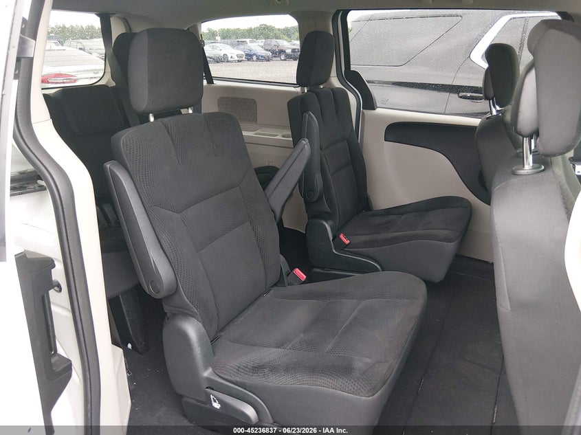 2018 Dodge Grand caravan VIN 2C4RDGBGXJR273386 IAAI salvage auction — NORMAL WEAR, Sf97 (Maryland), sold $10,600 on 2026-08-18 (photo 8)
