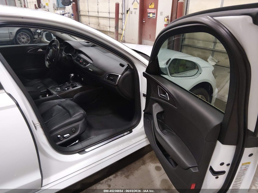2018 Audi A6 VIN WAUH3AFC1JN060369 IAAI salvage auction — UNDERCARRIAGE, Salvage Title, sold $5,550 on 2026-07-31 (photo 5)