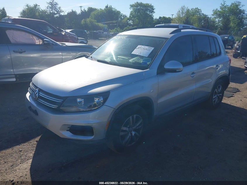 2015 Volkswagen Tiguan VIN WVGAV7AX6FW611890 IAAI salvage auction — REAR END, Clear (Virginia), sold $725 on 2026-07-28 (photo 2)