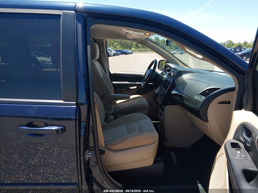 2016 Dodge Grand caravan VIN 2C4RDGBG9GR105859 IAAI salvage auction — NORMAL WEAR, Sf97 (Maryland), sold $9,025 on 2026-08-18 (photo 5)