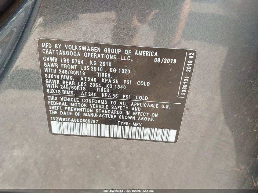 2019 Volkswagen Atlas VIN 1V2WR2CA5KC595797 IAAI salvage auction — RIGHT FRONT, Salvage Title, sold $5,350 on 2026-07-22 (photo 9)