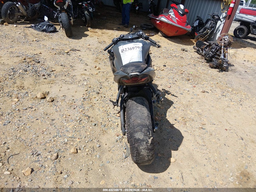2026 Kawasaki Zx VIN JKBZXJJ11TA042925 IAAI salvage auction — FRONT END, Salvage (North Carolina), sold $2,000 on 2026-07-08 (photo 6)