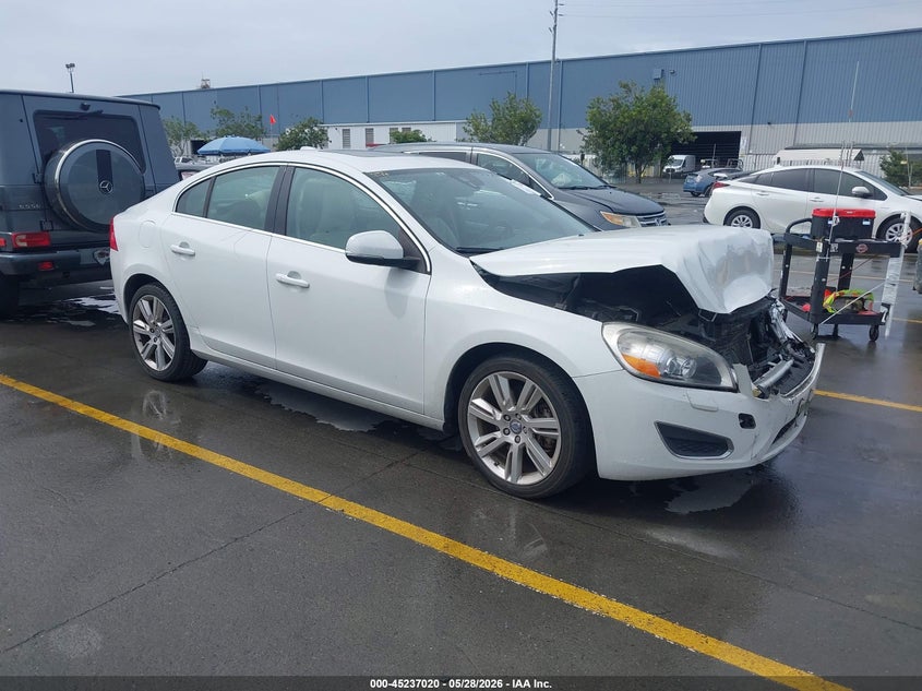2012 Volvo S60 VIN YV1902FH1C2139153 IAAI salvage auction — FRONT END, Salvage Title, sold $600 on 2026-07-08 (photo 1)