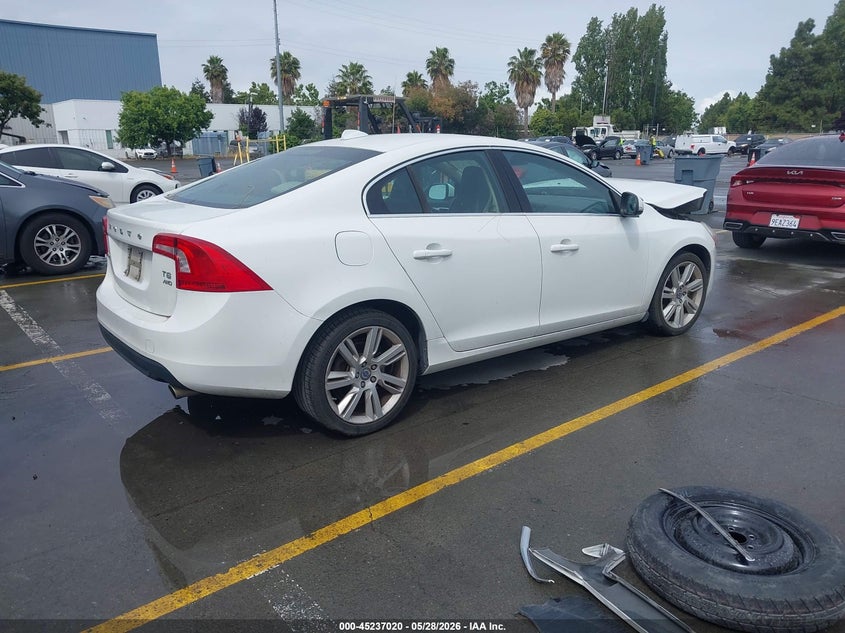 2012 Volvo S60 VIN YV1902FH1C2139153 IAAI salvage auction — FRONT END, Salvage Title, sold $600 on 2026-07-08 (photo 4)