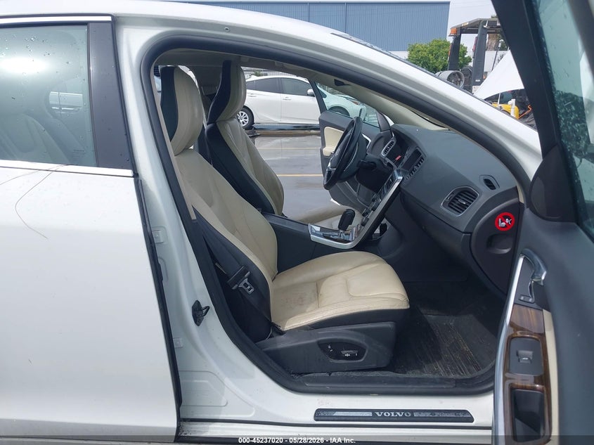 2012 Volvo S60 VIN YV1902FH1C2139153 IAAI salvage auction — FRONT END, Salvage Title, sold $600 on 2026-07-08 (photo 5)