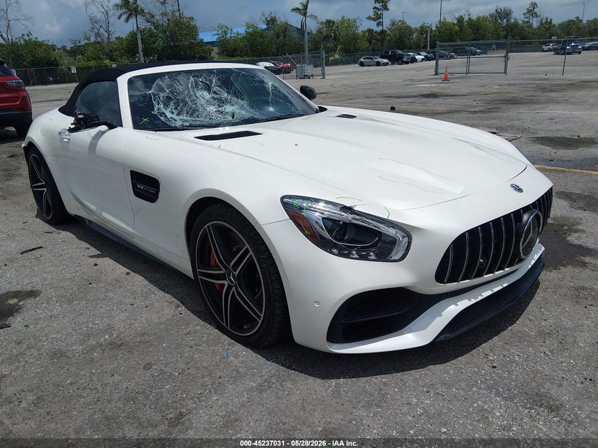 2018 Mercedes-benz AMG GT VIN WDDYK8AA1JA020312 IAAI salvage auction — SIDE, Salvage Title, sold $45,450 on 2026-07-30 (photo 1)
