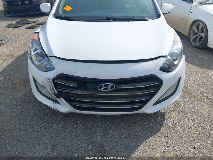2014 Hyundai Elantra VIN KMHD35LH7EU217984 IAAI salvage auction — RIGHT FRONT, Salvage Title, sold $725 on 2026-07-07 (photo 6)