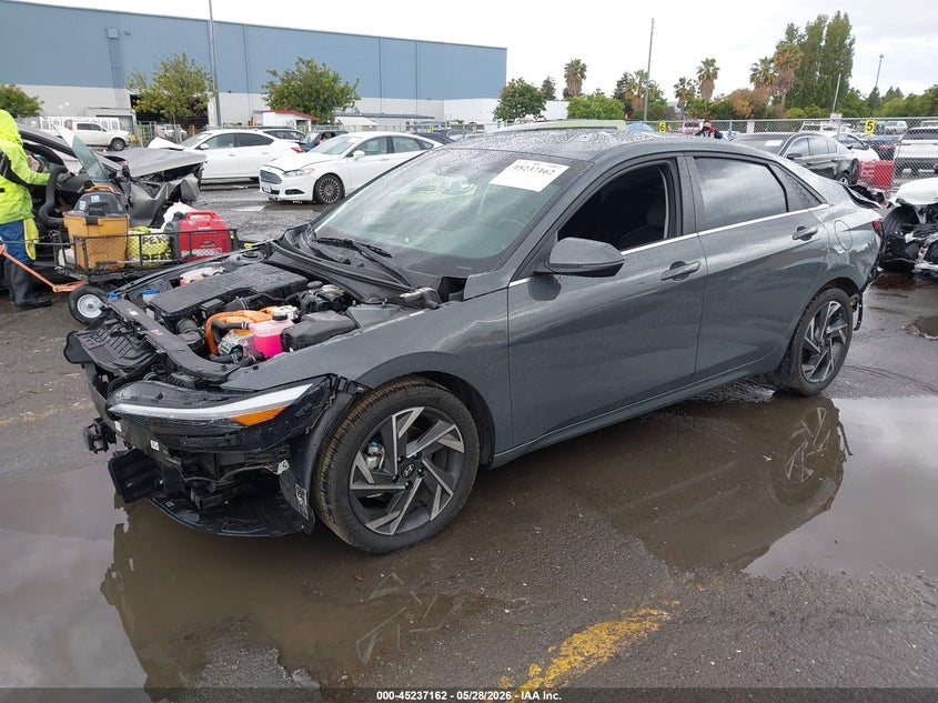 2025 Hyundai Elantra VIN KMHLN4DJ8SU149272 IAAI salvage auction — THEFT, Salvage Title, sold $4,000 on 2026-07-20 (photo 2)