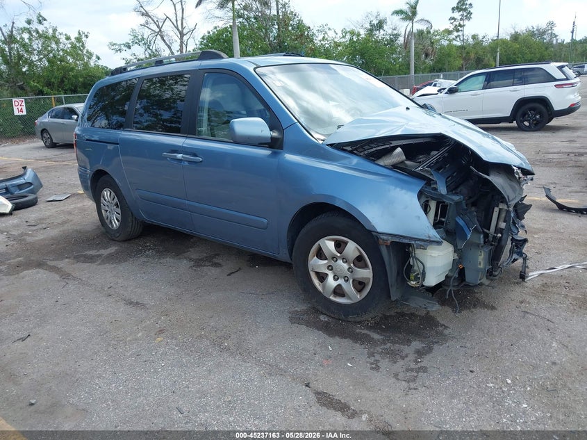 2006 Kia SEDONA VIN KNDMB233266084714 IAAI salvage auction — FRONT & REAR, Rebuildable (Florida), sold $375 on 2026-07-20 (photo 1)