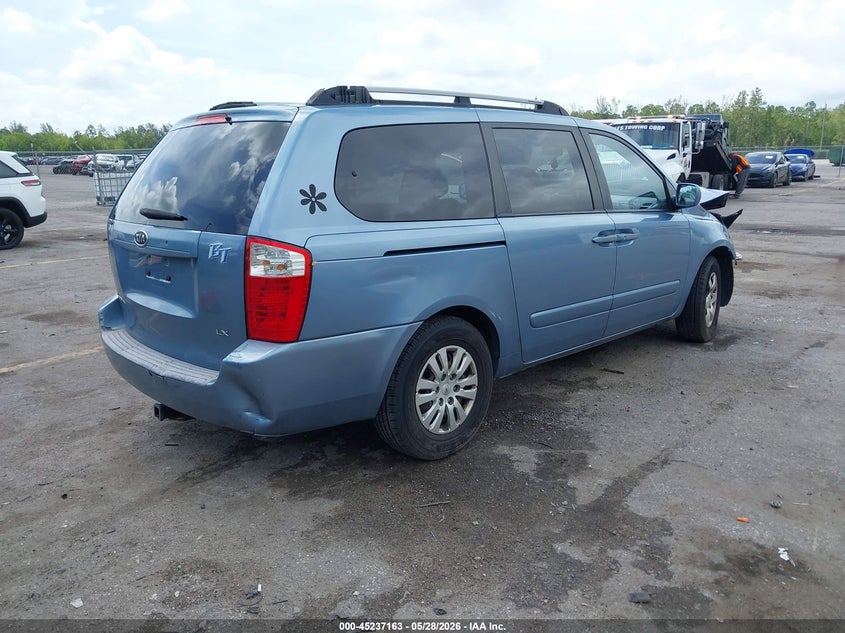 2006 Kia SEDONA VIN KNDMB233266084714 IAAI salvage auction — FRONT & REAR, Rebuildable (Florida), sold $375 on 2026-07-20 (photo 4)