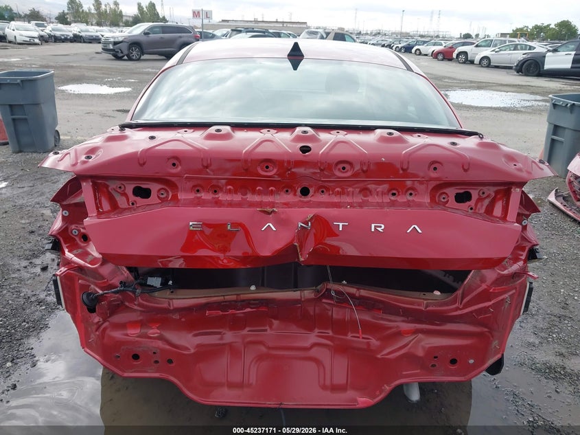 2023 Hyundai Elantra VIN KMHLS4AG2PU601547 IAAI salvage auction — FRONT & REAR, Salvage Title, sold $4,800 on 2026-07-20 (photo 6)