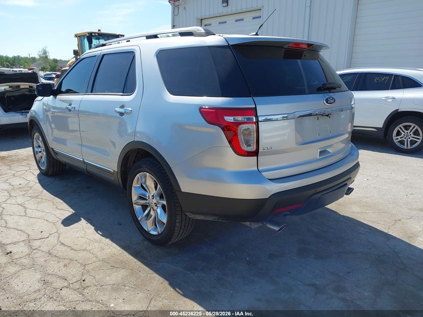 2014 Ford Explorer VIN 1FM5K8D80EGA36926 IAAI salvage auction — FRONT END, Salvage Title, sold $975 on 2026-07-28 (photo 3)