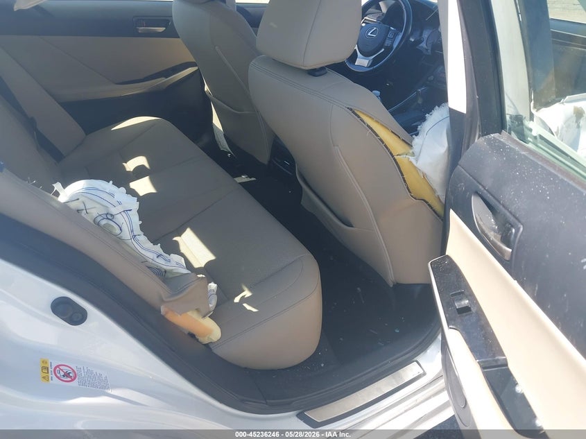 2018 Lexus Is VIN JTHC81D22J5033379 IAAI salvage auction — RIGHT SIDE, Salvage Title, sold $4,600 on 2026-07-08 (photo 8)