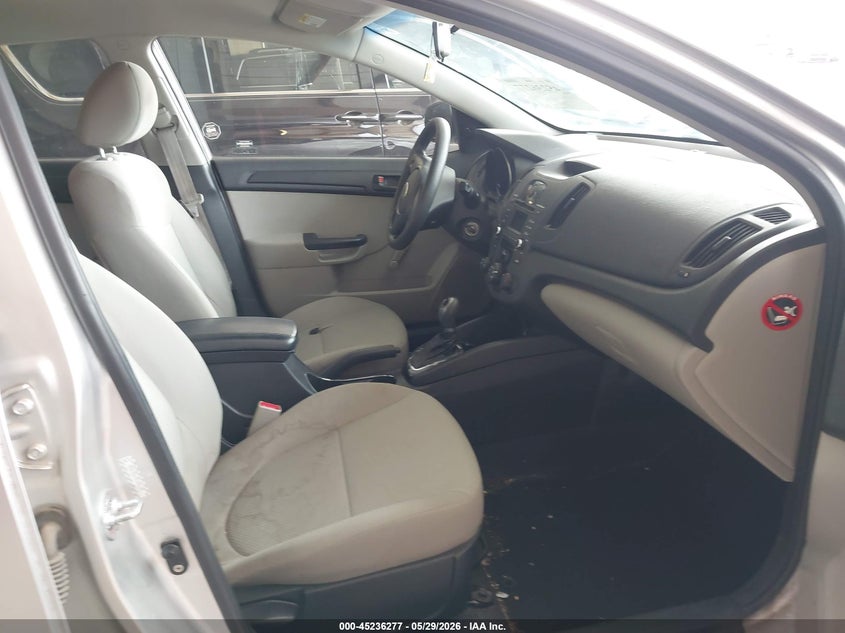 2012 Kia Forte VIN KNAFT4A29C5642505 IAAI salvage auction — REAR END, Salvage Title, sold $875 on 2026-07-20 (photo 5)