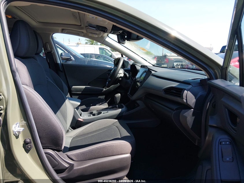 2026 Subaru Xv VIN 4S4GUHD68T3750678 IAAI salvage auction — WATER/FLOOD, Salvage Title, sold $16,600 on 2026-08-01 (photo 5)