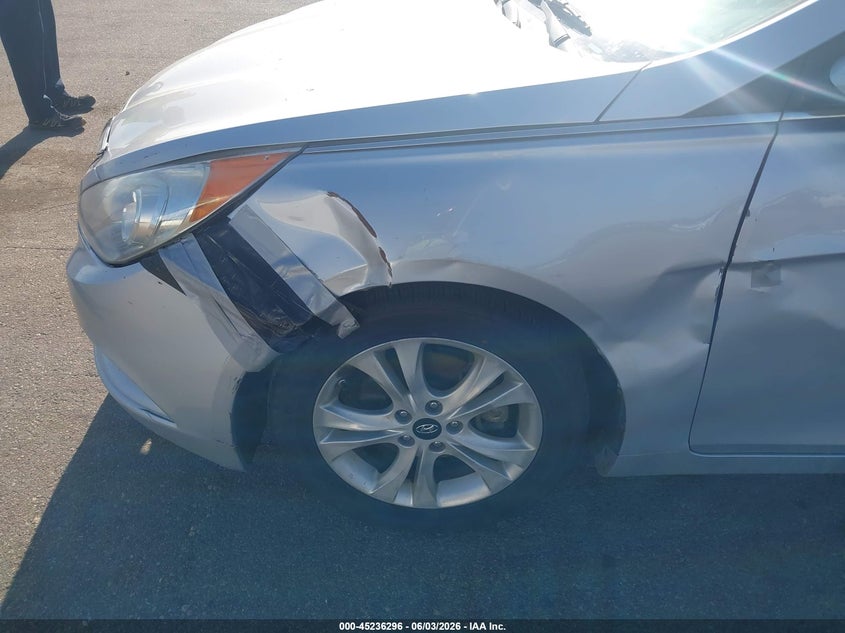 2012 Hyundai Sonata VIN 5NPEC4AC6CH341231 IAAI salvage auction — FRONT END, Salvage Title, sold $425 on 2026-07-20 (photo 6)