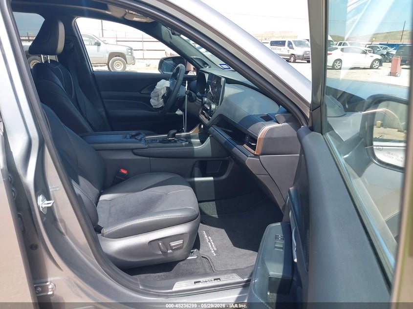 2025 Toyota Highlander VIN 5TDADAB55SS019280 IAAI salvage auction — FRONT END, Original (Texas), sold $5,100 on 2026-07-30 (photo 5)