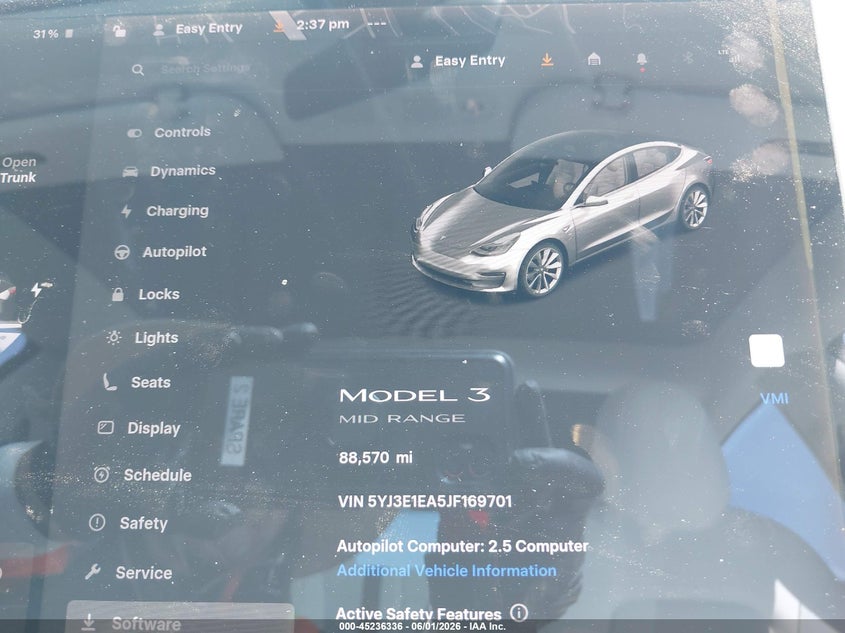 2018 Tesla Model 3 VIN 5YJ3E1EA5JF169701 IAAI salvage auction — RIGHT FRONT, Salvage Title, sold $2,850 on 2026-07-10 (photo 7)