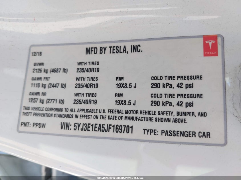 2018 Tesla Model 3 VIN 5YJ3E1EA5JF169701 IAAI salvage auction — RIGHT FRONT, Salvage Title, sold $2,850 on 2026-07-10 (photo 9)