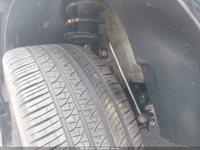 2025 Volkswagen Tiguan VIN 3VVLR7RM1SM011396 IAAI salvage auction — UNDERCARRIAGE, Salvage Title, sold $26,000 on 2026-07-18 (photo 6)