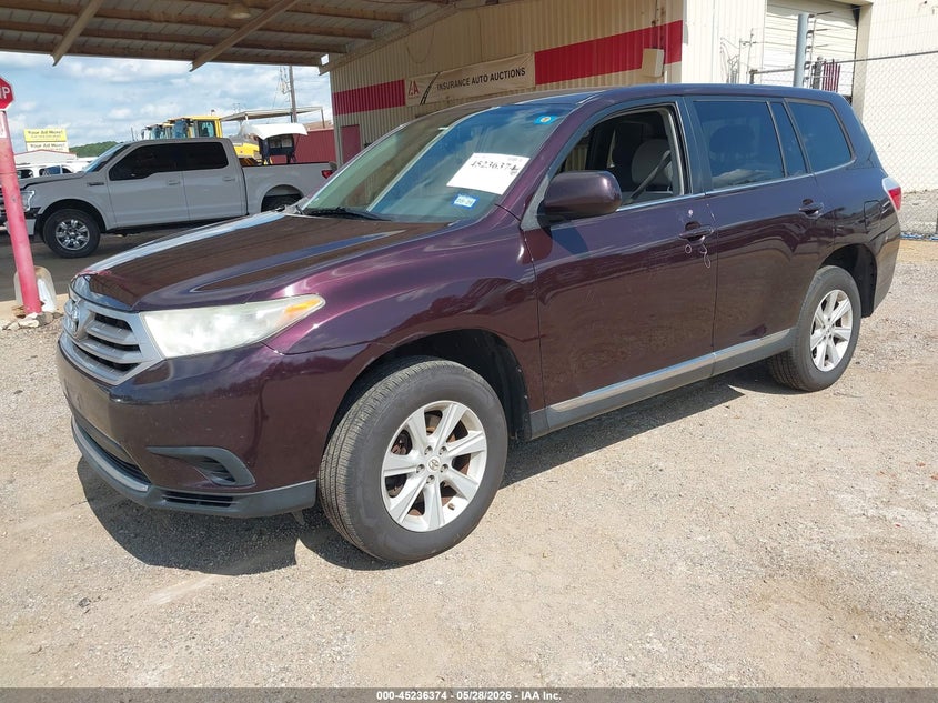 2013 Toyota Highlander VIN 5TDZK3EH9DS101509 IAAI salvage auction — SIDE, Salvage Title, sold $1,600 on 2026-07-30 (photo 2)