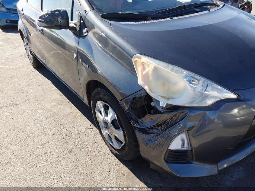 2014 Toyota Prius c VIN JTDKDTB39E1563622 IAAI salvage auction — RIGHT FRONT, Salvage Title, sold $2,650 on 2026-07-30 (photo 6)