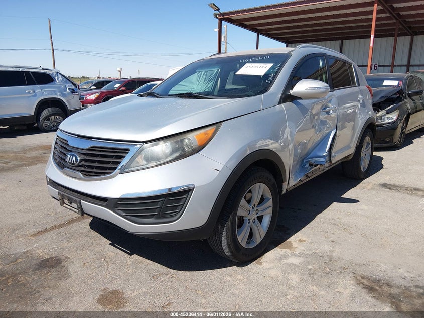 2013 Kia Sportage VIN KNDPB3A26D7372109 IAAI salvage auction — LEFT & RIGHT, Salvage Title, sold $2,300 on 2026-07-22 (photo 2)