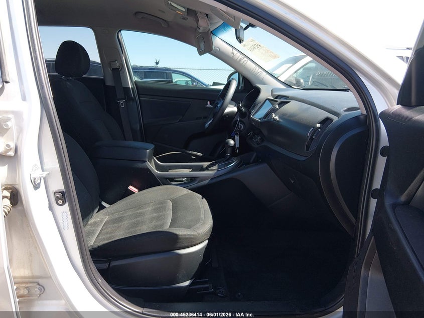 2013 Kia Sportage VIN KNDPB3A26D7372109 IAAI salvage auction — LEFT & RIGHT, Salvage Title, sold $2,300 on 2026-07-22 (photo 5)