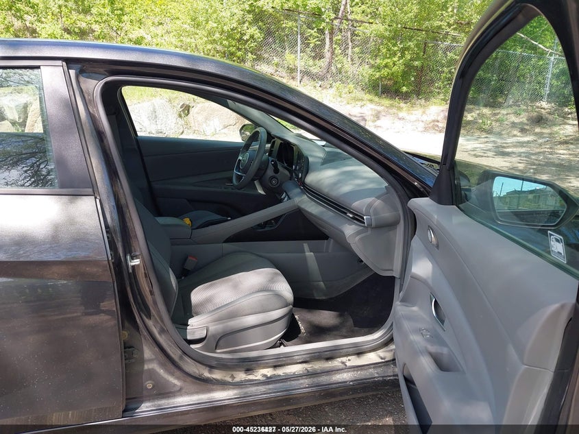 2021 Hyundai Elantra VIN 5NPLL4AG4MH042395 IAAI salvage auction — HAIL, Sf97 (Minnesota), sold $2,050 on 2026-07-14 (photo 5)