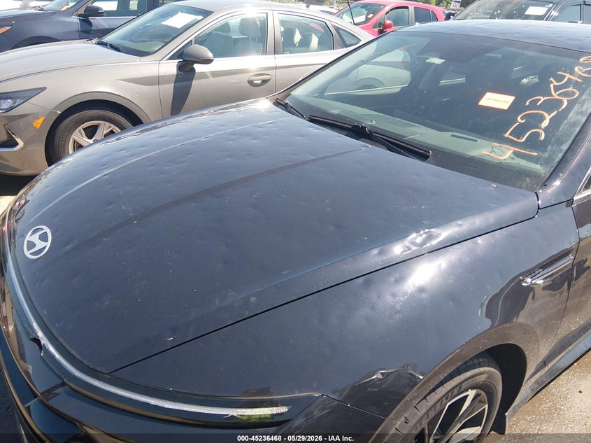 2024 Hyundai Sonata VIN KMHL64JA2RA412577 IAAI salvage auction — HAIL, Salvage Title, sold $8,400 on 2026-07-07 (photo 6)