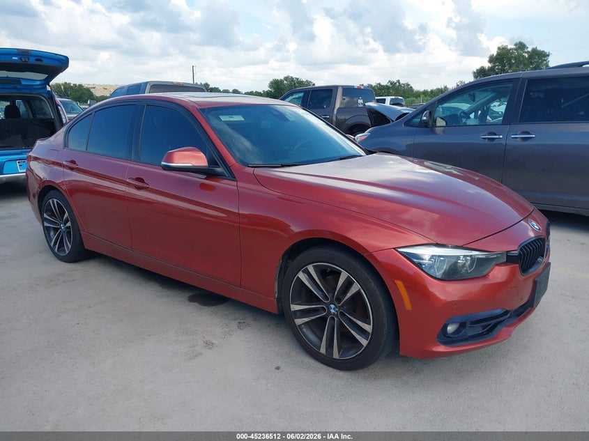 2018 BMW 3er VIN WBA8B9G54JNU58130 IAAI salvage auction — NORMAL WEAR, Salvage Title, sold $4,550 on 2026-07-09 (photo 1)
