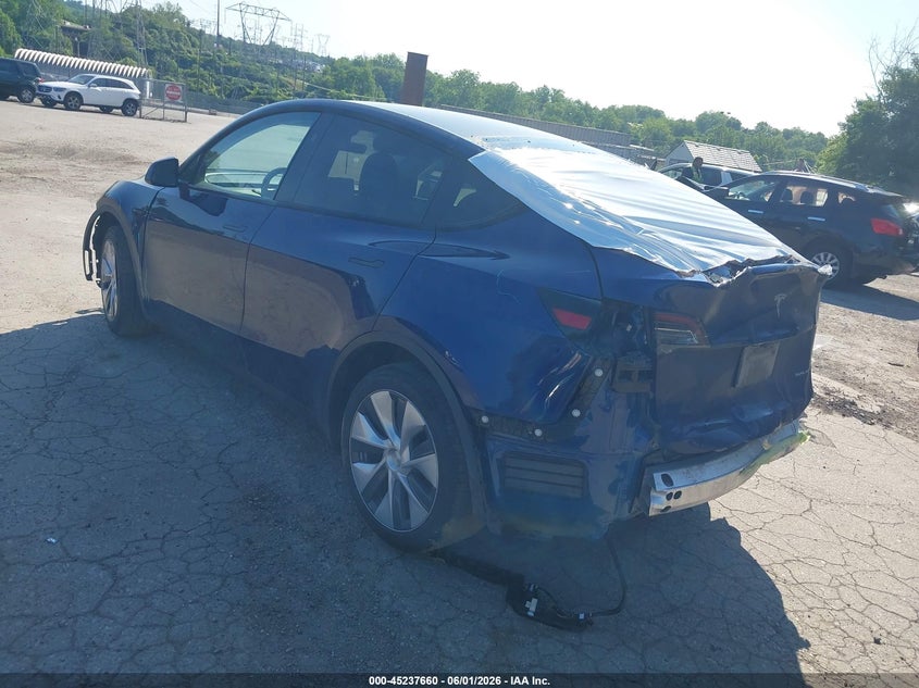2023 Tesla Model y VIN 7SAYGDEE2PA170009 IAAI salvage auction — FRONT & REAR, Salvage (Pennsylvania), sold $8,100 on 2026-08-01 (photo 3)