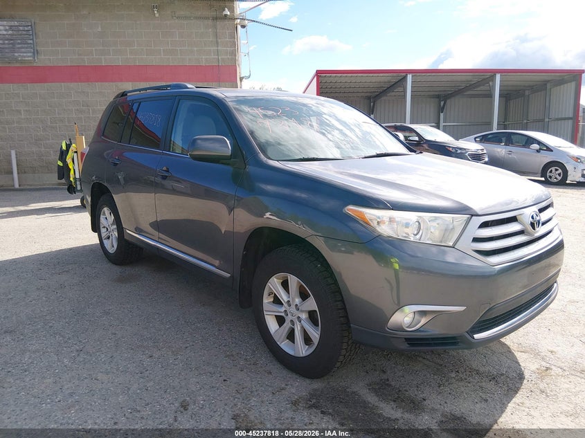 2011 Toyota Highlander VIN 5TDBK3EH4BS086318 IAAI salvage auction — UNKNOWN, Salvage (Maine), sold $3,300 on 2026-07-06 (photo 1)