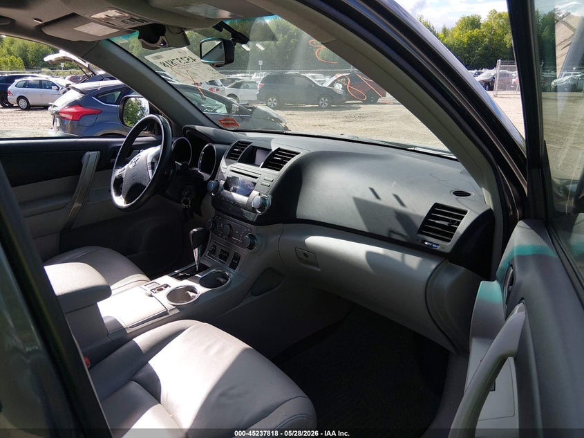 2011 Toyota Highlander VIN 5TDBK3EH4BS086318 IAAI salvage auction — UNKNOWN, Salvage (Maine), sold $3,300 on 2026-07-06 (photo 5)