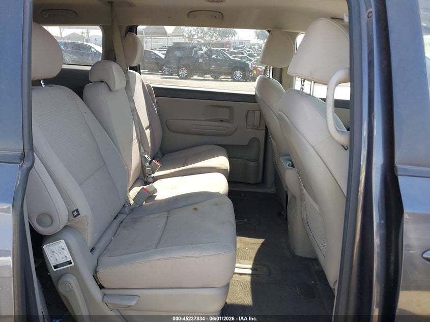 2016 Kia SEDONA VIN KNDMB5C19G6113904 IAAI salvage auction — UNKNOWN, Salvage Title, sold $1,975 on 2026-07-29 (photo 8)