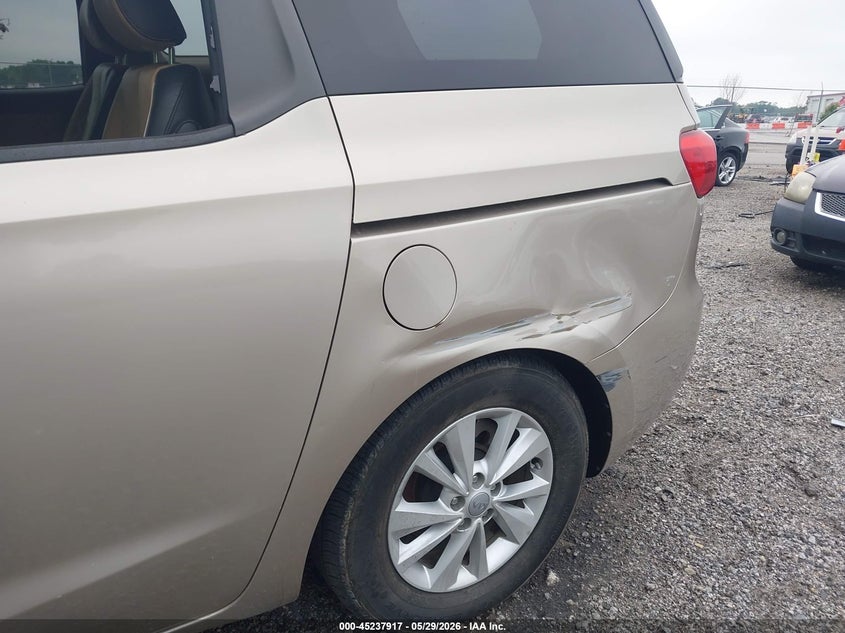 2016 Kia SEDONA VIN KNDMB5C16G6211434 IAAI salvage auction — SIDE, Salvage Title, sold $1,000 on 2026-07-18 (photo 6)