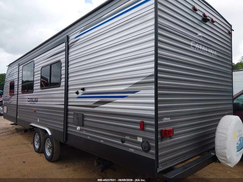 2020 Forest river Coachmen VIN 5ZT2CASB6LU034704 IAAI salvage auction — HAIL, Salvage (Wisconsin), sold $6,750 on 2026-07-08 (photo 3)