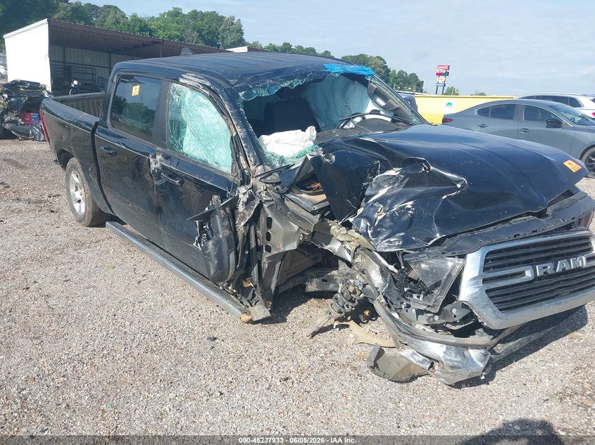 2021 Ram 1500 VIN 1C6RREFT3MN768549 IAAI salvage auction — BIO HAZARD, Salvage Title, sold $1,450 on 2026-07-27 (photo 1)